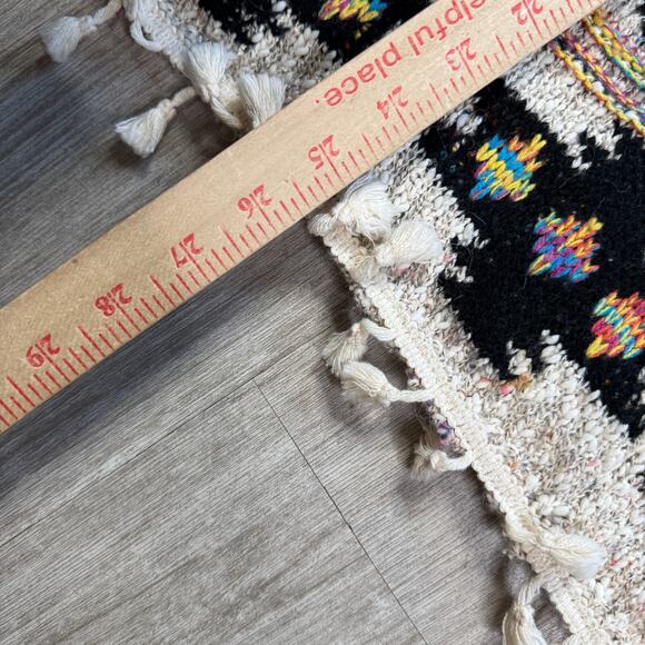 BACIANO by Bacci Aztec Poncho Fringe Colorful Southwestern Rainbow Knit - Picture 3 of 6